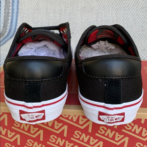 VANS CHIMA FERGUSON PRO BLACK/WHITE/CHILI PEPPER W - Picture 10 of 16